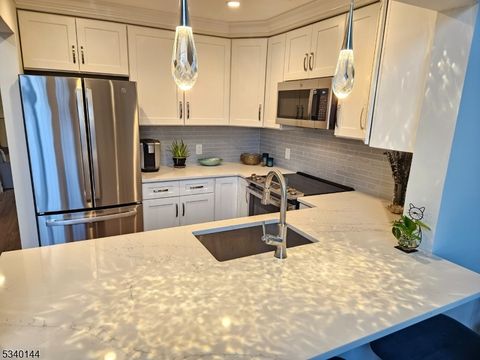 5 Maple Cres Unit 22, Vernon Twp., NJ 07462 - MLS#: 3947495