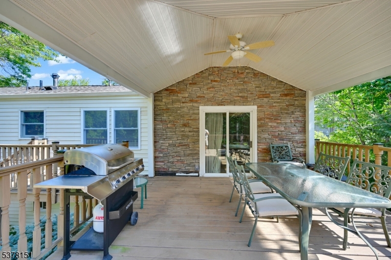 Mountain Circle - Residential