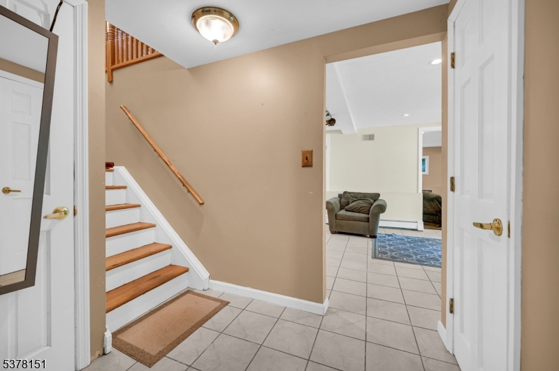 Mountain Circle - Residential