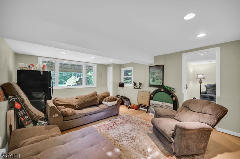 Mountain Circle - Residential