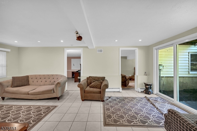 Mountain Circle - Residential