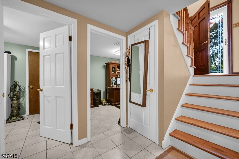 Mountain Circle - Residential