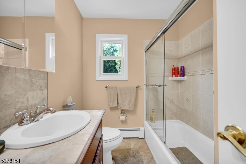 Mountain Circle - Residential