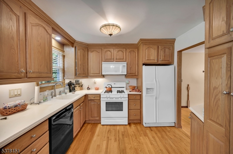 Mountain Circle - Residential