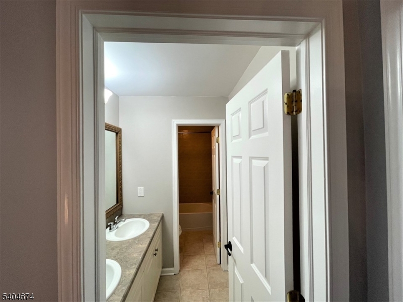 Highland Farms - Residential Lease