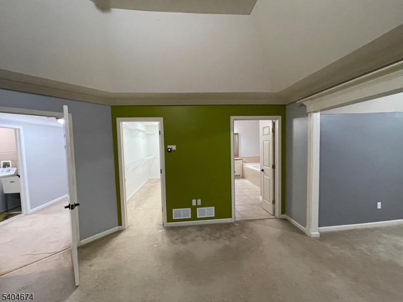 Highland Farms - Residential Lease