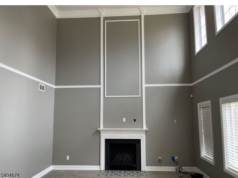 Highland Farms - Residential Lease