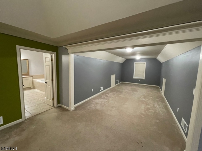 Highland Farms - Residential Lease