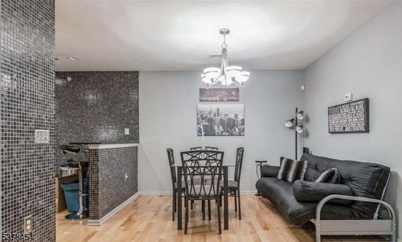 Maple Woods - Residential Lease