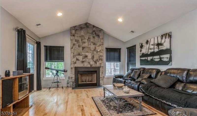 Maple Woods - Residential Lease