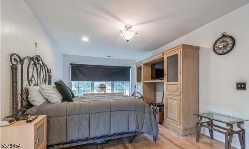 Maple Woods - Residential Lease