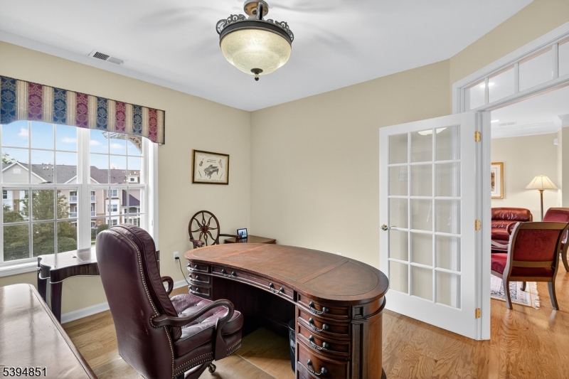 SOMERSET RUN - Residential