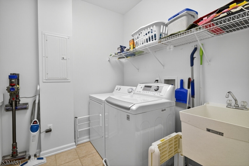 SOMERSET RUN - Residential