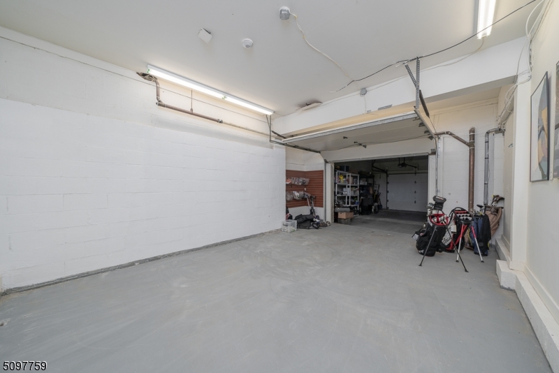 CASTLE TRACT SECTION - Residential