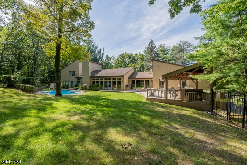 CASTLE TRACT SECTION - Residential