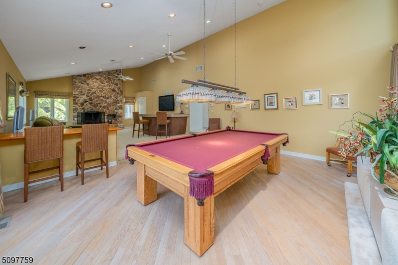 CASTLE TRACT SECTION - Residential