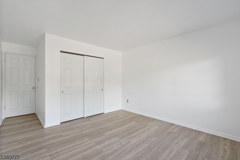 Ridge Gardens - Residential