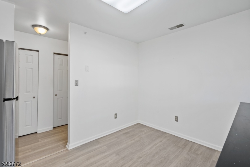 Ridge Gardens - Residential