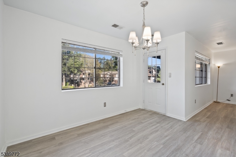 Ridge Gardens - Residential