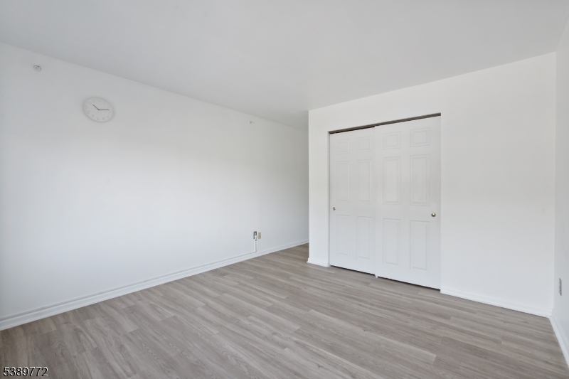 Ridge Gardens - Residential