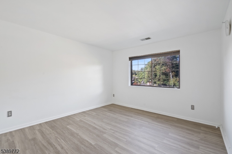 Ridge Gardens - Residential