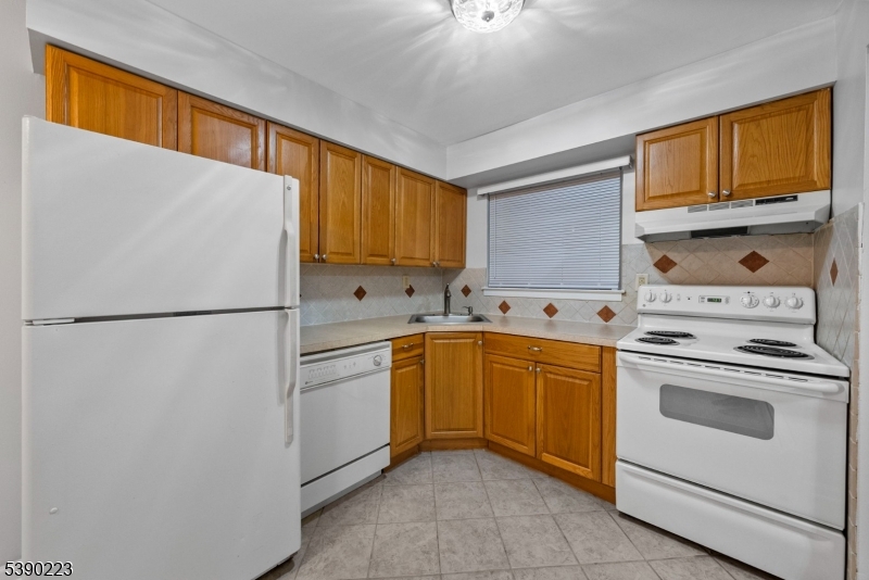 ALEXANDRIA - Residential