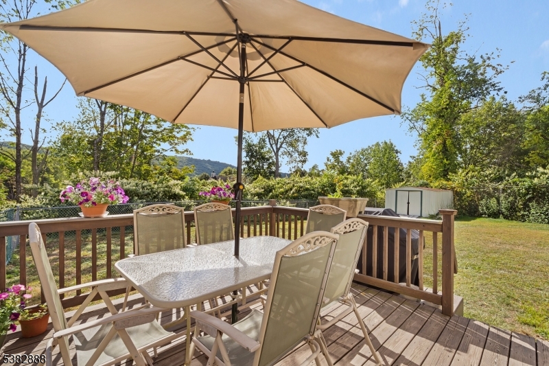 WILLOW GROVE - Commercial Sale