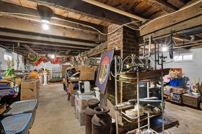 WILLOW GROVE - Commercial Sale