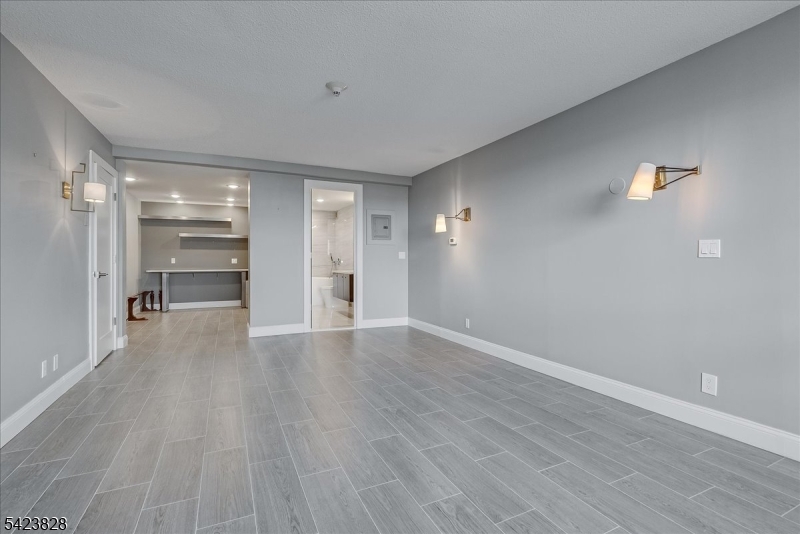 Clairdge Drive - Residential