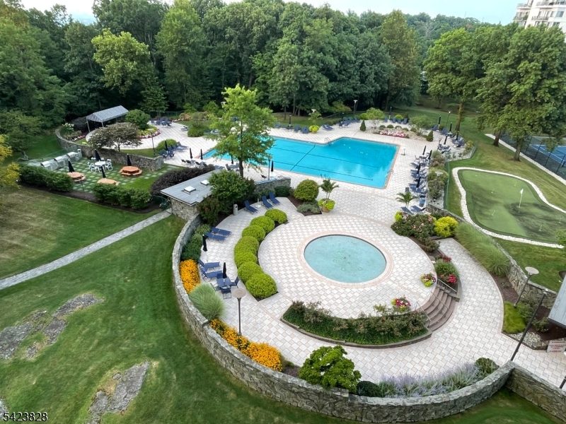 Clairdge Drive - Residential