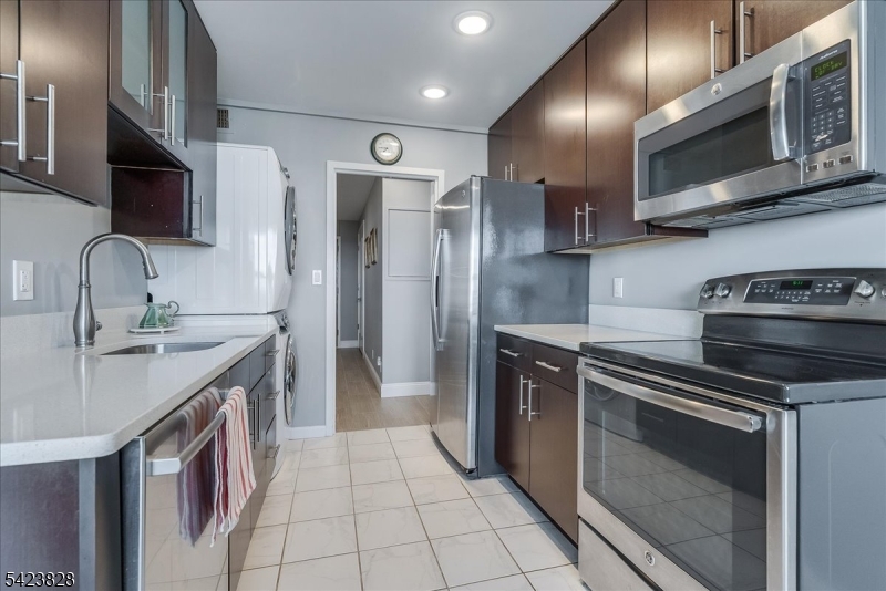 Clairdge Drive - Residential