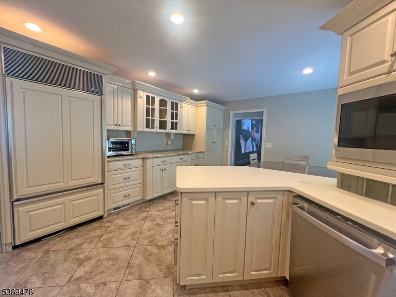 Rolling Hill at Blackberry - Residential