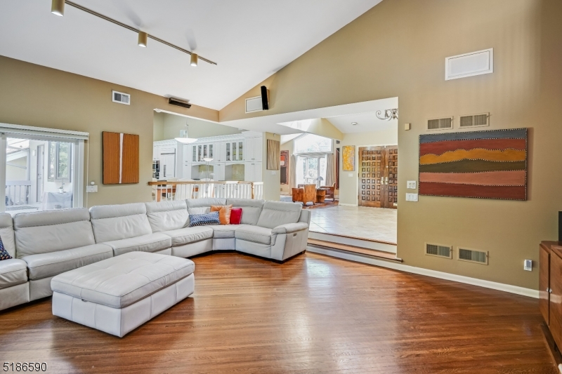 Chestnut Hill - Residential