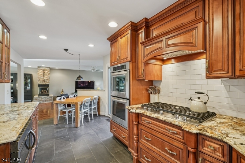 Glen Pond - Residential