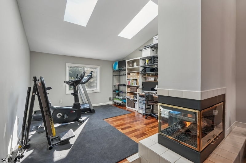 Glen Pond - Residential