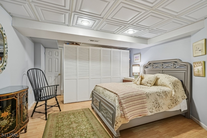 Glen Pond - Residential