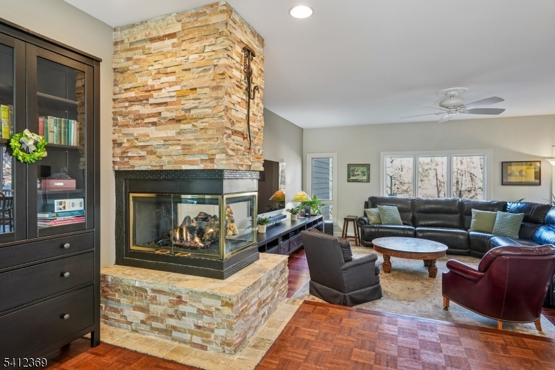 Glen Pond - Residential