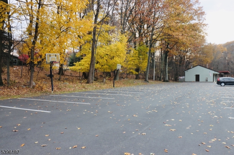 WHITE MEADOW LAKE - Residential Lease