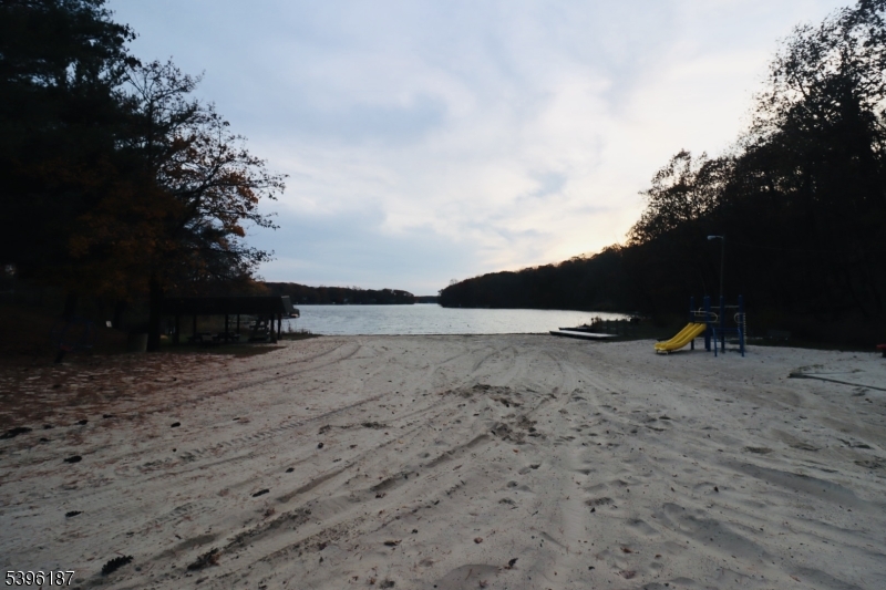 WHITE MEADOW LAKE - Residential Lease