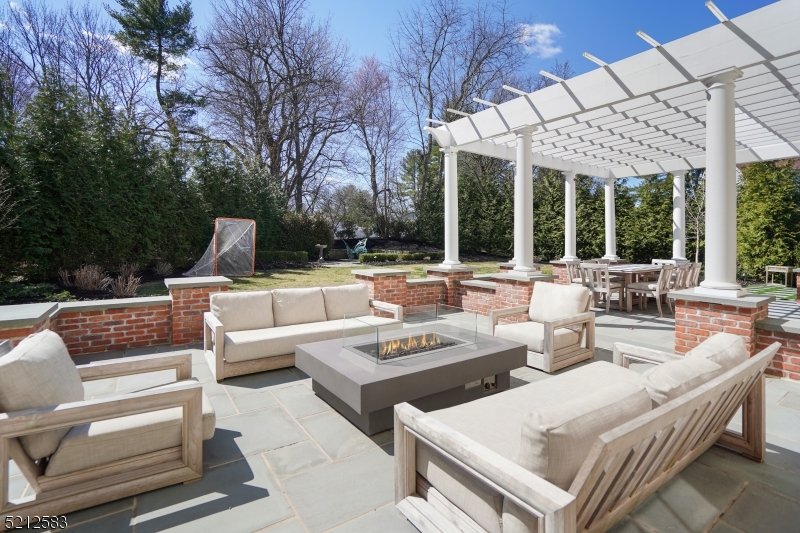 Rolling Hill - Residential