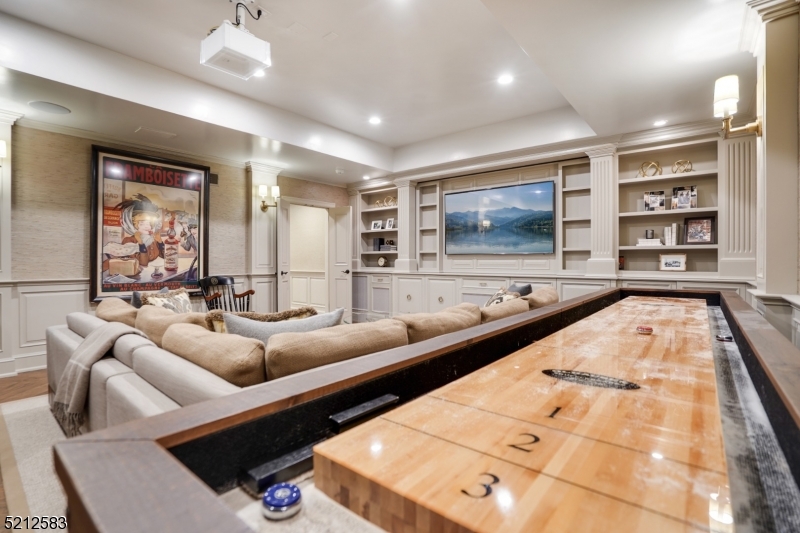 Rolling Hill - Residential