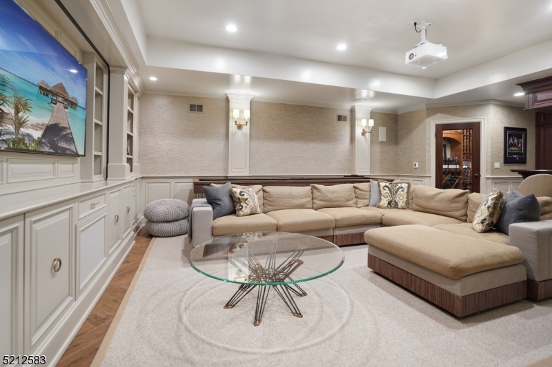 Rolling Hill - Residential