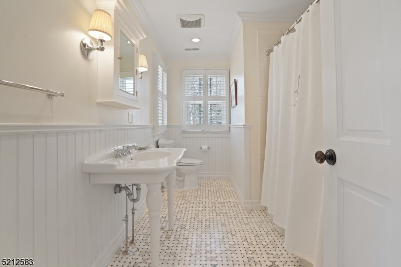 Rolling Hill - Residential