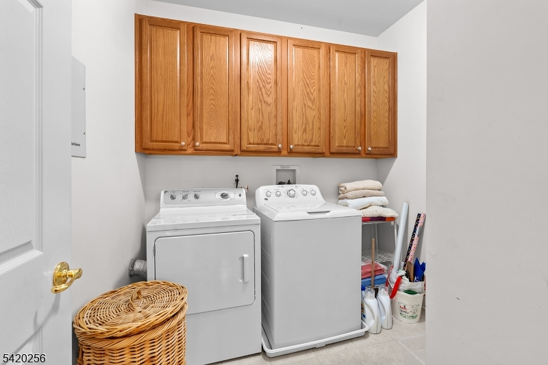 Four Seasons - Residential