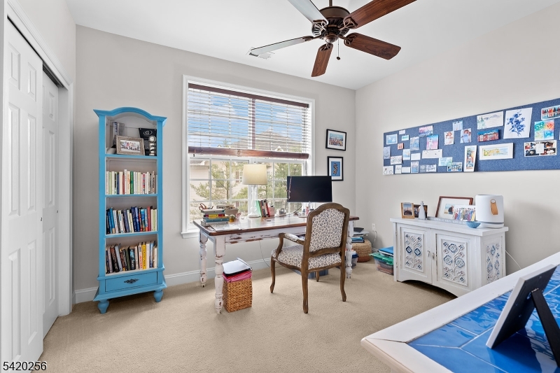 Four Seasons - Residential