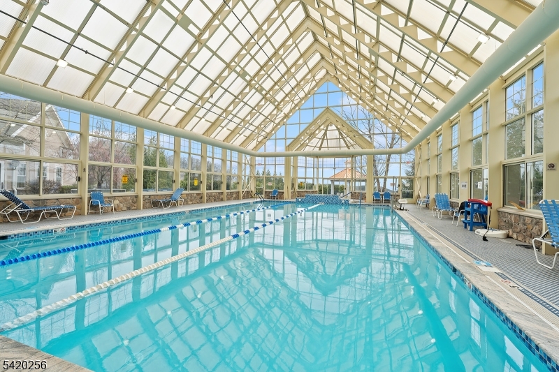 Four Seasons - Residential