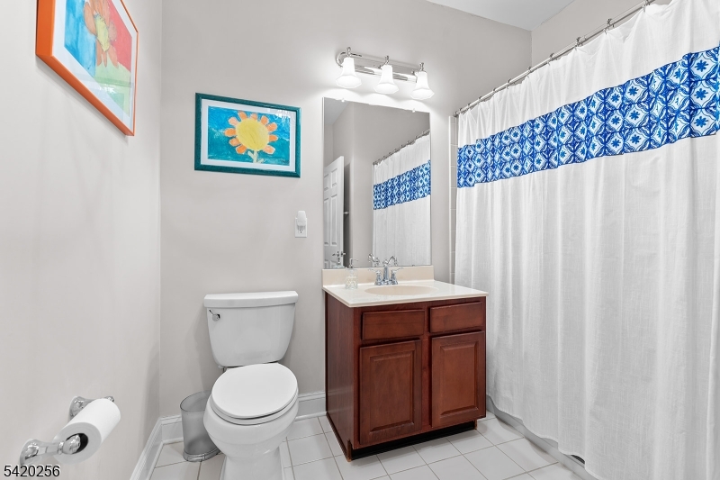 Four Seasons - Residential