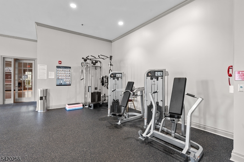 Four Seasons - Residential