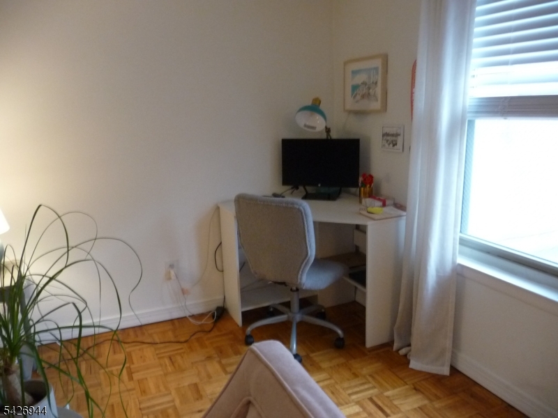 Upper Mountain Gardens - Residential