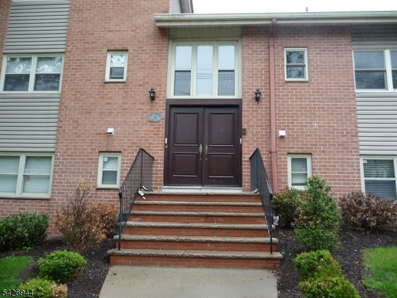 Upper Mountain Gardens - Residential